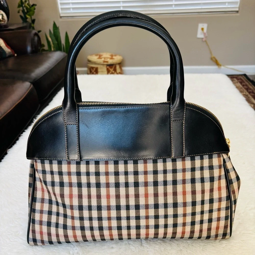 Daks Black and Multcolor Checkered Women's Bag 14” X 10” X 4”